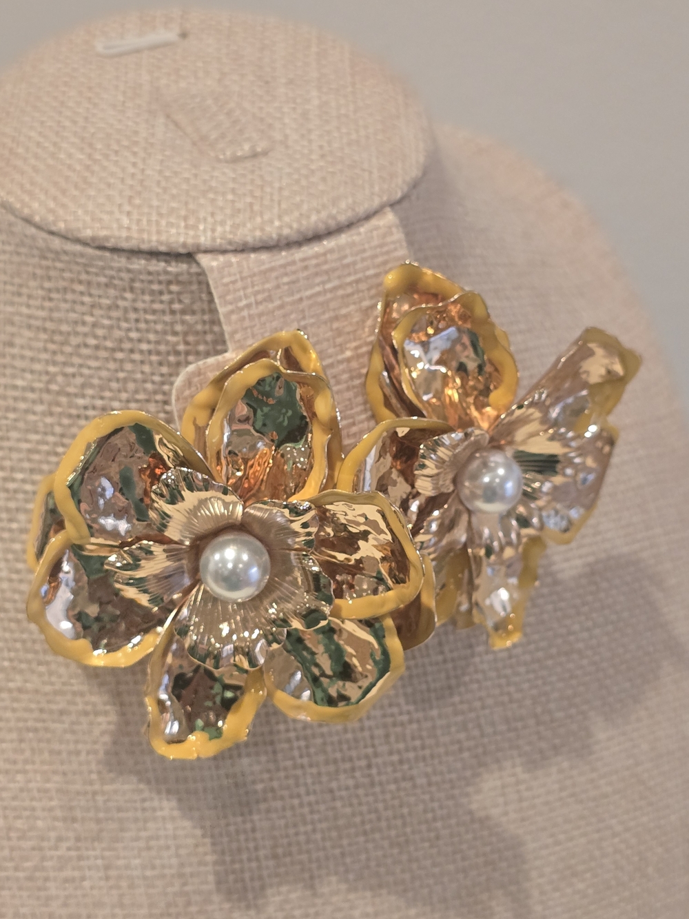 Daisy Fuentes Gold Flower Pearl Statement Earrings - Yellow Trim - Picture 3 of 4